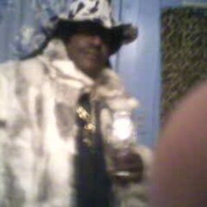 Meet your Posher, Derrick